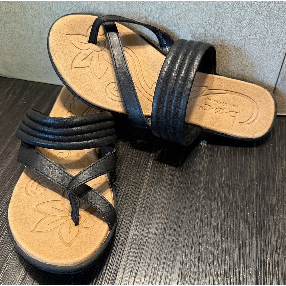 BOC Born Concept ALISHA Black Vegan Strappy Flat Sandals Sz 7M